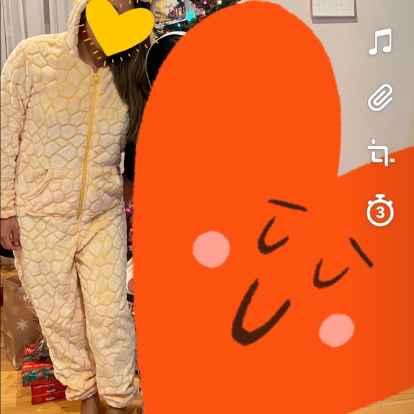 NWT Giraffe Onesie - Picture 5 of 6